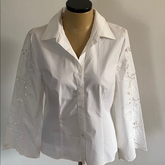 Spenser Jeremy Tops - Spenser Jeremy Button Down Blouse with Eyelet Slv